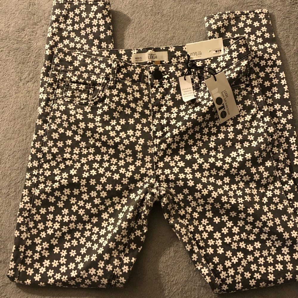 🌼TOPSHOP Motto Flower Gray Skinny Jeans🌼